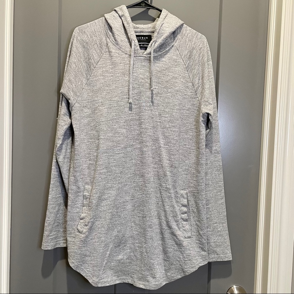 Hooded scalloped Long Sleeve Shirt M